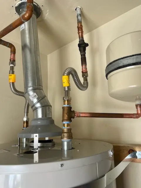 Water heater installation and plumbing repair in Royal Crest